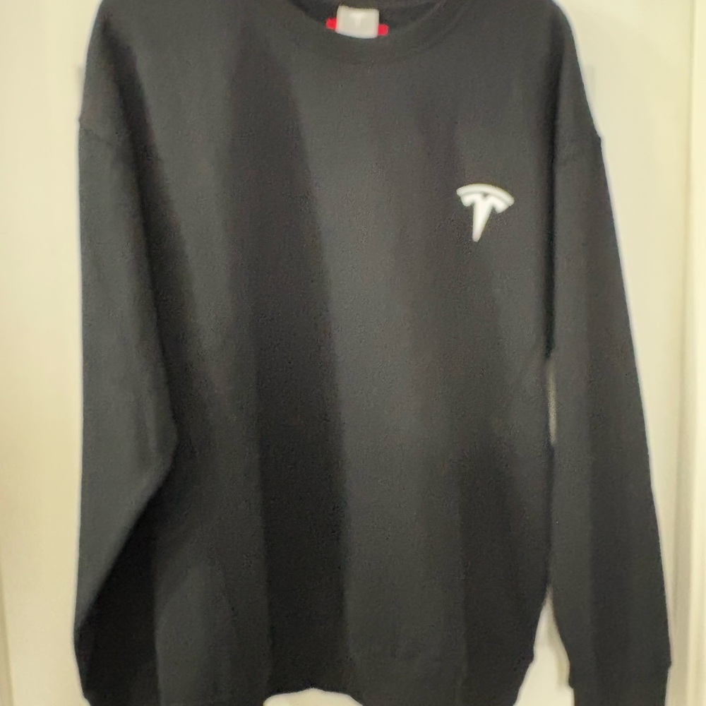 Tesla Black Crewneck Sweater with Relaxed Fit and Long Sleeves